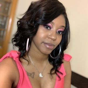 Meet your Posher, Camille